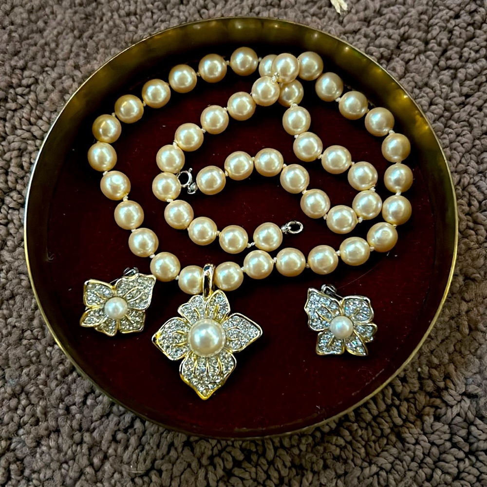 Costume necklace with matching clip on earrings